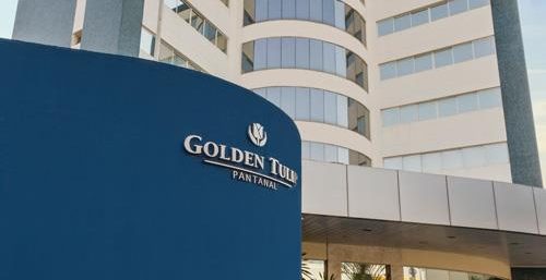 Facade of the hotel Golden Tulip Pantanal.