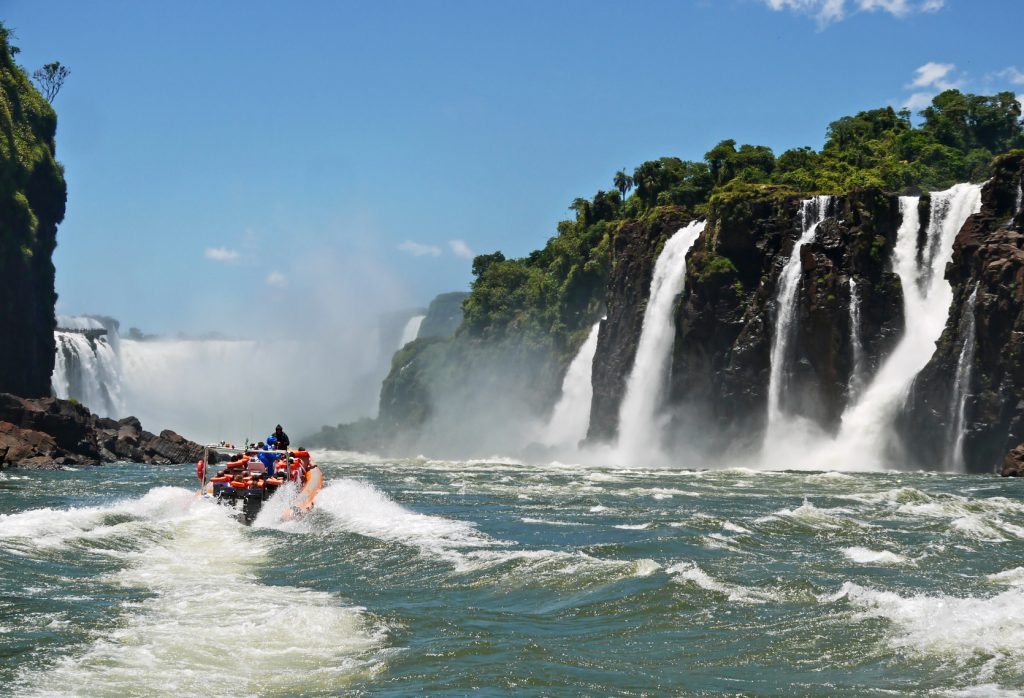 A RIB, heads for the base of the waterfalls at Iguaçu.