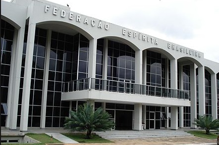 Picture of the facade of the Spiritism federation of Brazil building.
